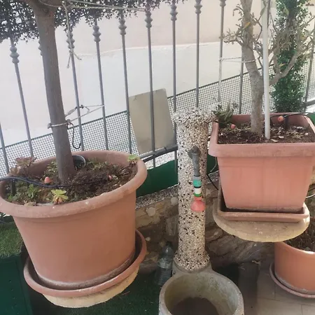 Apartament Bilocale Con Giardino, Vista Mare E Parcheggio Privato San Remo
