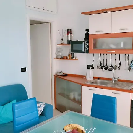 Bilocale Con Giardino, Vista Mare E Parcheggio Privato Apartament *